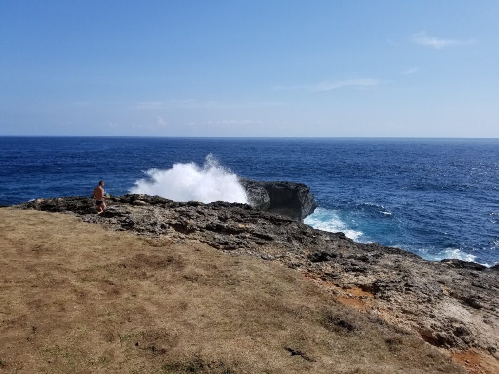 レンボンガン島　Devil's Tears